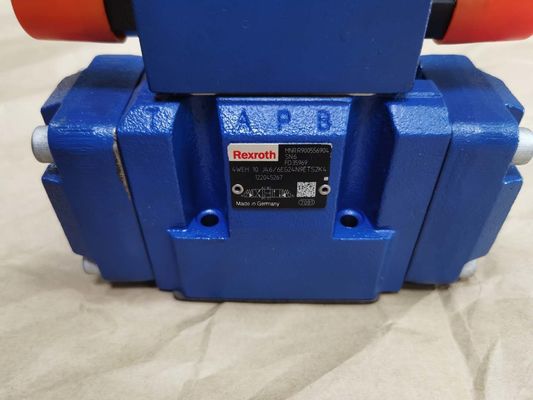 Rexroth R900556904 4WEH10J46/6EG24N9ETS2K4 4WEH10J4X/6EG24N9ETS2K4 Directional Spool Valve