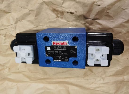 Rexroth R900561550 R900561550 4WE10E33/CW110NK4 4WE10E3X/CW110NK4 Directional Spool Valves Direct Operated